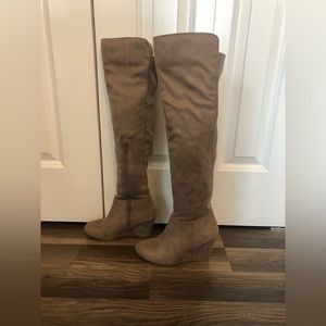 Francesca’s Knee High Heeled Boots